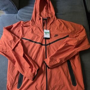 Nike Men's Vibrant Orange Windbreaker